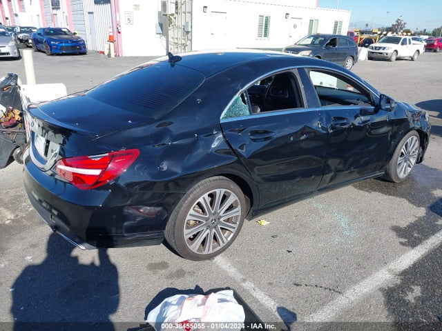 WDDSJ4EB2JN617255 Mercedes-Benz CLA 250