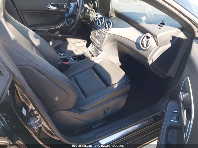 WDDSJ4EB2JN617255 Mercedes-Benz CLA 250