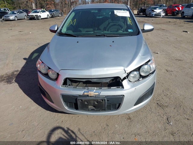 Chevrolet Sonic Lt Auto 2015 1G1JC6SH6F4149296 Image 6