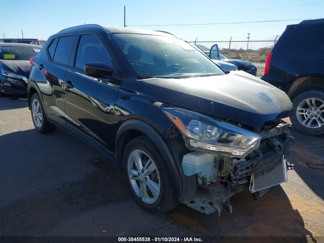 Nissan KICKS S 2018 3N1CP5CU1JL517111 Image 1
