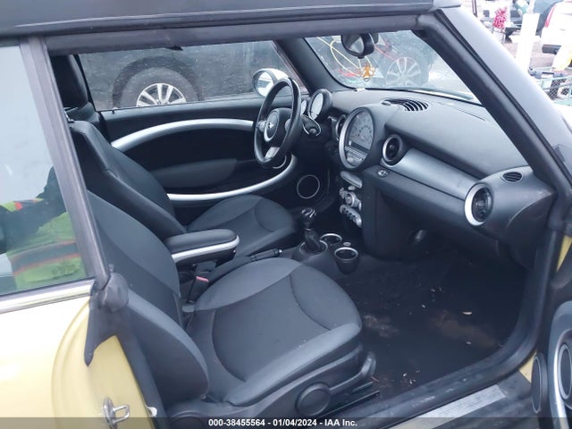 2009 MINI COOPER WMWMR33589TU95203 Photo 4