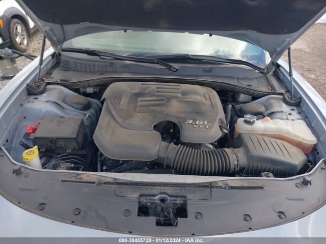 2C3CDXBG7LH229008 Dodge Charger Sxt Rwd