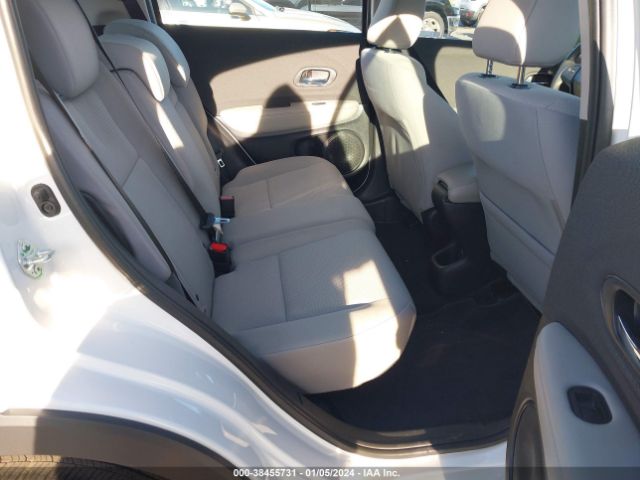 3CZRU6H37NM763144 Honda Hr-v Awd Lx