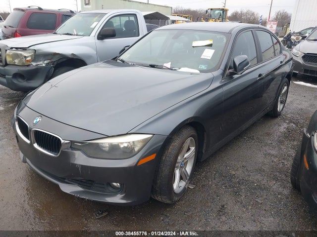 BMW 328I 2014 WBA3C1C59EK114878 Image 2