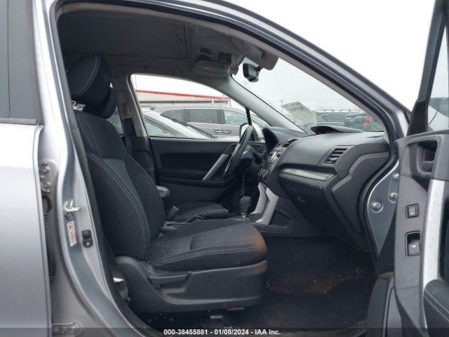 JF2SJAEC2EH485489 Subaru Forester 2.5i Premium
