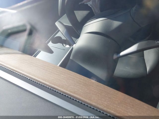 2023 TESLA MODEL Y 7SAYGDEE9PF715562 Photo 10