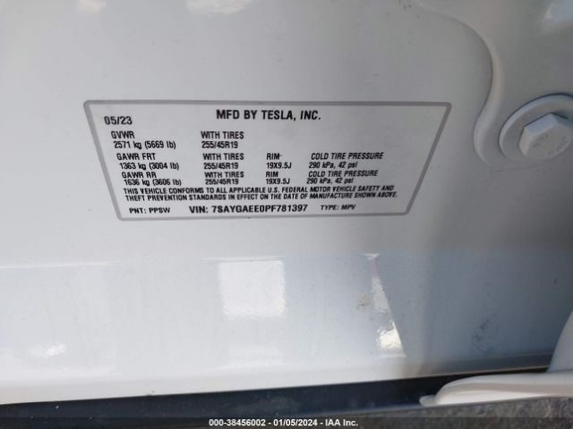 2023 TESLA MODEL Y 7SAYGAEE0PF781397 Photo 8