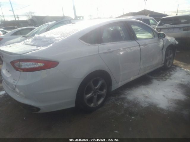 3FA6P0H94FR273188 Ford FUSION SE
