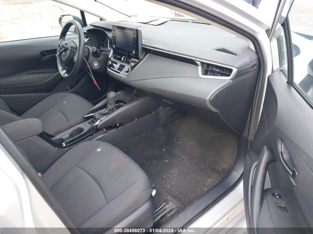 2022 TOYOTA COROLLA LE VIN: 5YFEPMAE6NP332055