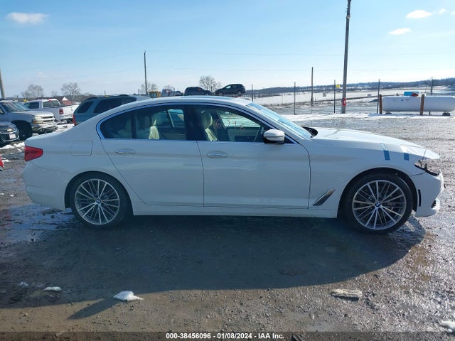 BMW 540i Xdrive 2018 WBAJE7C52JWD53778 Image 13