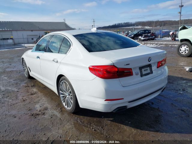 2018 BMW 540I WBAJE7C52JWD53778 Photo 2