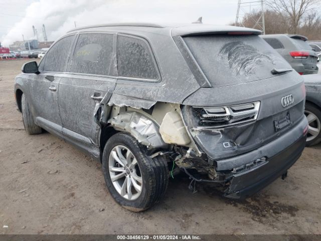 2018 AUDI Q7 WA1LAAF76JD050992 Photo 2