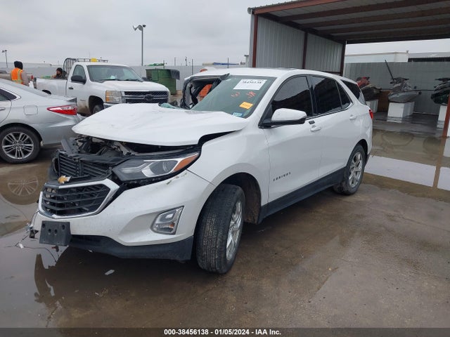 Chevrolet EQUINOX LT 2018 2GNAXKEX0J6233460 Image 2