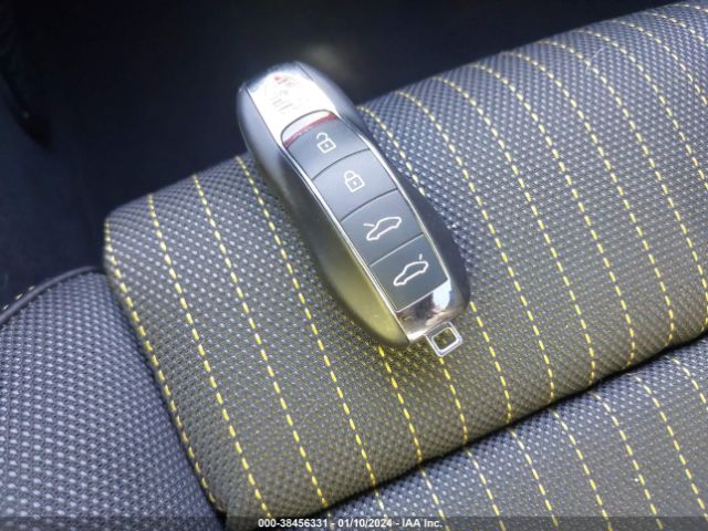 2023 PORSCHE 718 BOXSTER WP0CA2A8XPS205110 Photo 10