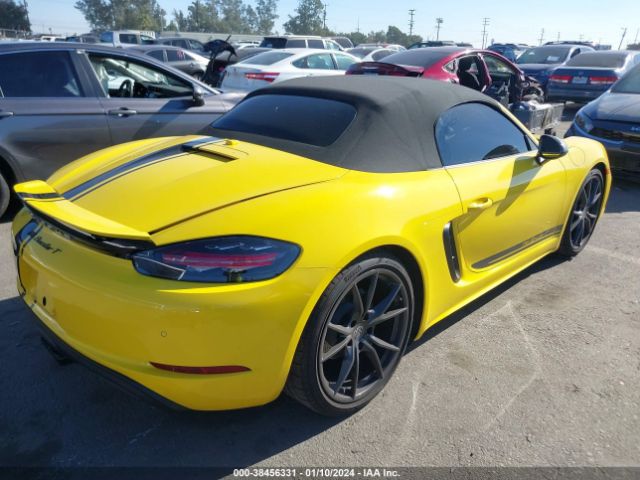 2023 PORSCHE 718 BOXSTER WP0CA2A8XPS205110 Photo 3