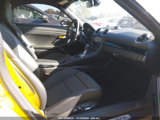 2023 PORSCHE 718 BOXSTER WP0CA2A8XPS205110 Photo 4