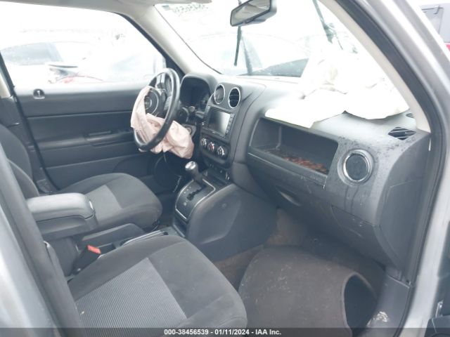 1C4NJRFB1HD197166 Jeep Patriot Latitude 4x4