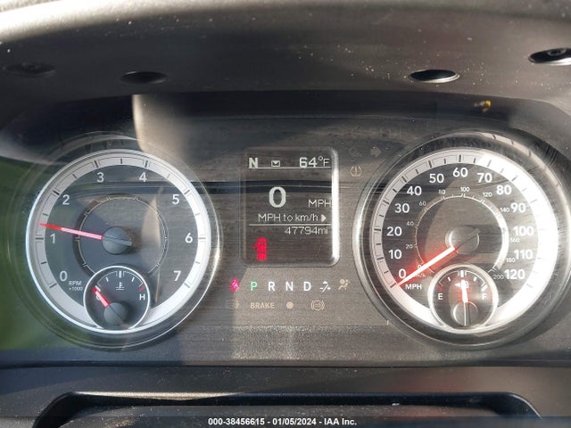 RAM 1500 Classic Express Quad Cab 4x2 6'4 Box 2019 1C6RR6FT9KS552533 Image 7