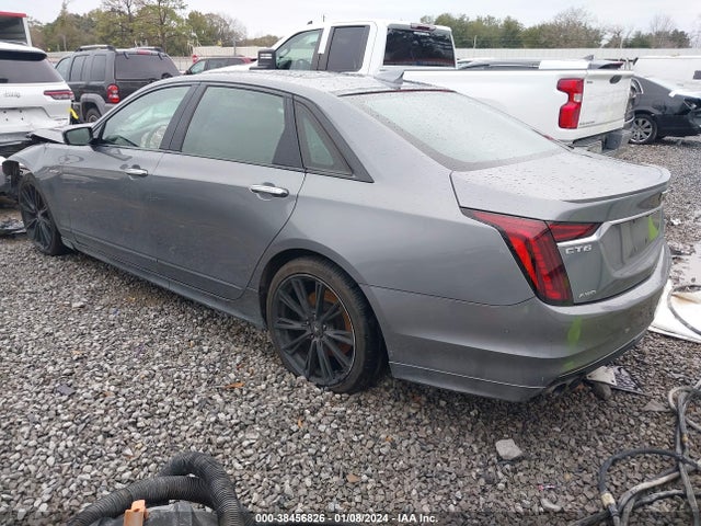 2019 CADILLAC CT6-V 1G6KW5RJ8KU126184 Photo 2