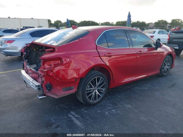4T1F11AK3PU174317 Toyota CAMRY XLE