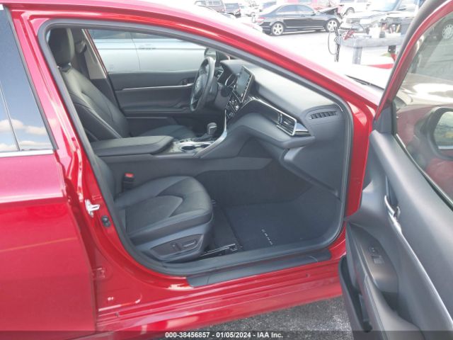 4T1F11AK3PU174317 Toyota CAMRY XLE
