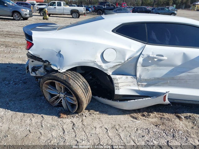 Chevrolet Camaro 1lt 2017 1G1FB1RX3H0125010 Image 6