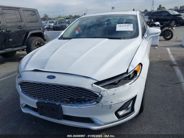 3FA6P0RU5KR120509 Ford Fusion Hybrid Titanium