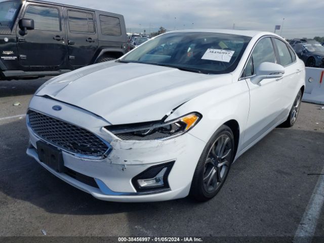 3FA6P0RU5KR120509 Ford Fusion Hybrid Titanium