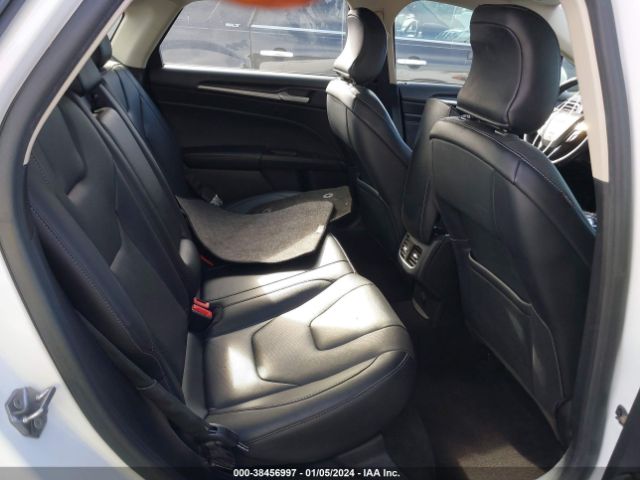 3FA6P0RU5KR120509 Ford Fusion Hybrid Titanium