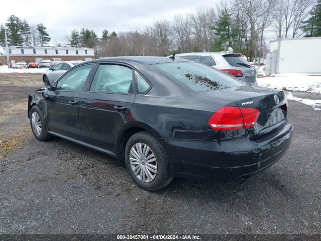 1VWAT7A39EC095156 Volkswagen Passat 1.8t S