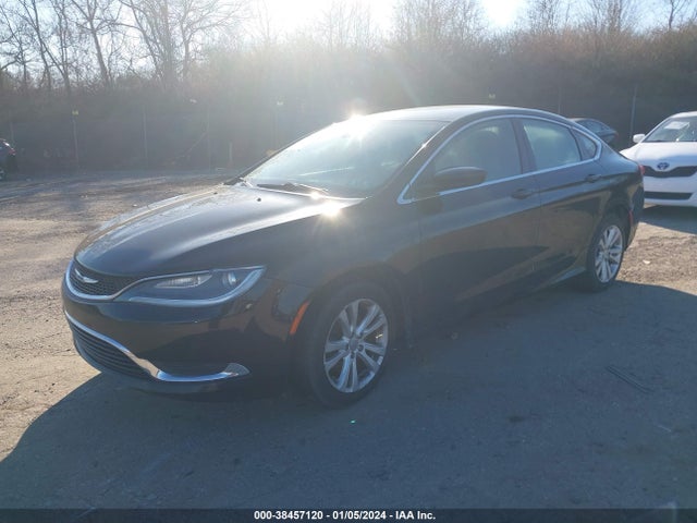 Chrysler 200 Limited 2015 1C3CCCAB4FN652707 Image 2