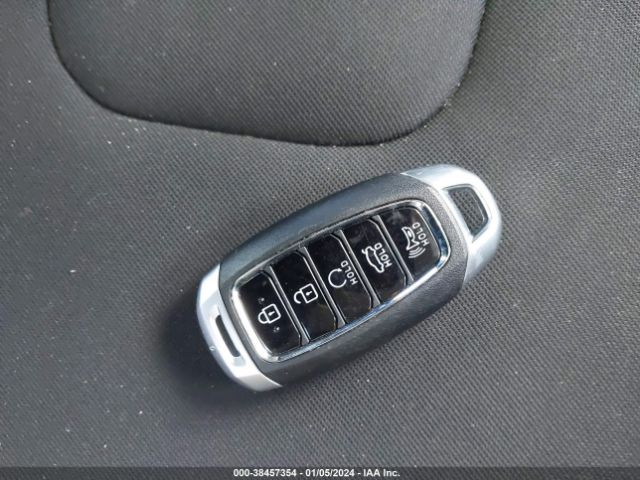 KMHLM4AGXNU299772 Hyundai ELANTRA SEL