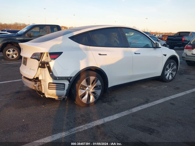 2020 TESLA MODEL Y 5YJYGDEE1LF031175 Photo 3
