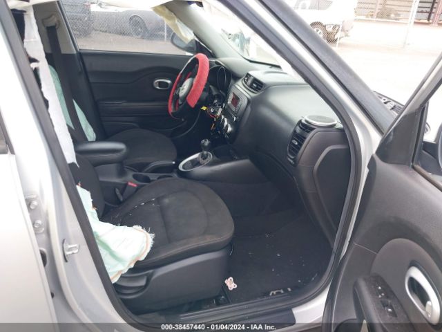 KNDJN2A22E7740388 KIA Soul !