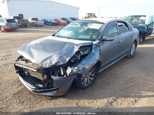 Volkswagen Passat 1.8t Wolfsburg Edition 2014 1VWAT7A31EC070378 Image 2