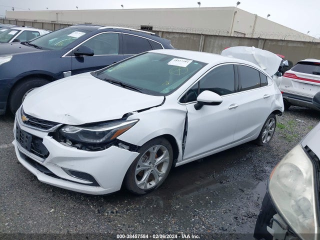 Chevrolet Cruze Premier Auto 2017 1G1BF5SM0H7171864 Image 2