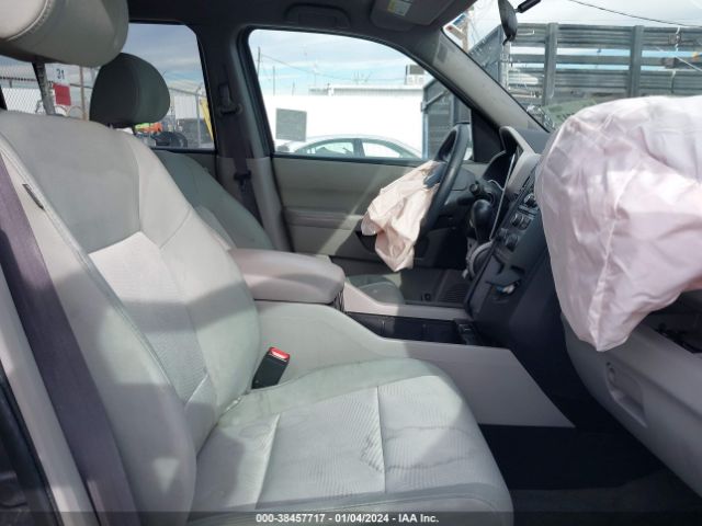 5FNYF3H2XFB031453 Honda PILOT LX