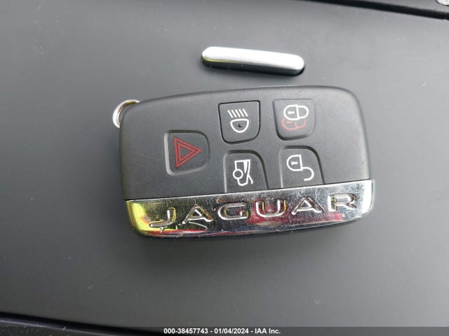 2020 JAGUAR F-TYPE SAJD55EE0LCK66319 Photo 10