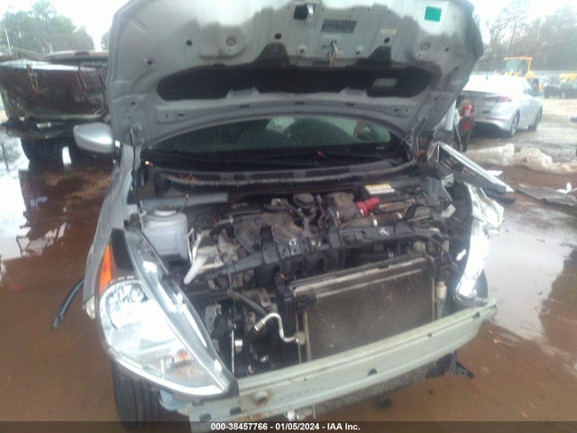 Nissan Versa 1.6 Sv 2018 3N1CN7AP8JL884697 Image 10