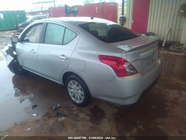 Nissan Versa 1.6 Sv 2018 3N1CN7AP8JL884697 Image 3
