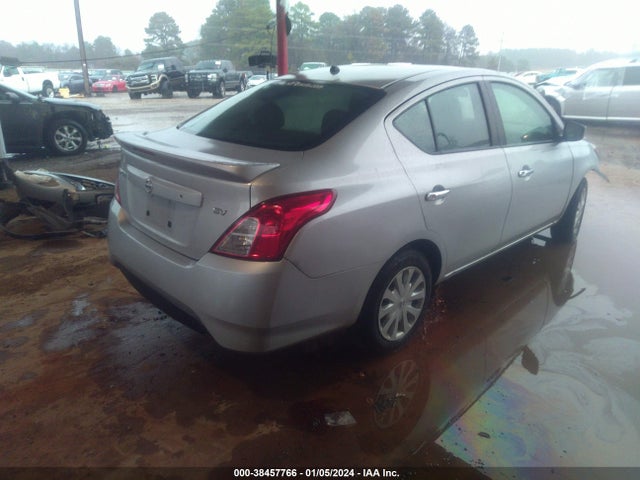 Nissan Versa 1.6 Sv 2018 3N1CN7AP8JL884697 Image 4