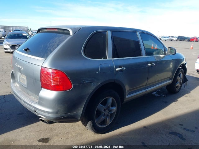 2005 PORSCHE CAYENNE WP1AB29P35LA62412 Photo 3