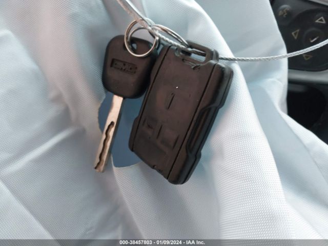 1GKS2AKC3FR702385 GMC YUKON SLE