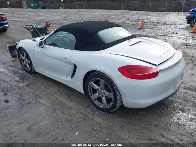 2015 PORSCHE BOXSTER WP0CA2A8XFS120296 Photo 2