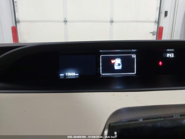 Toyota Prius Three 2017 JTDKARFU2H3053717 Image 7