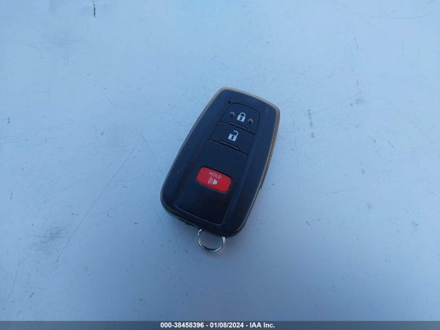Toyota Prius Two 2017 JTDKBRFU4H3578632 Image 11
