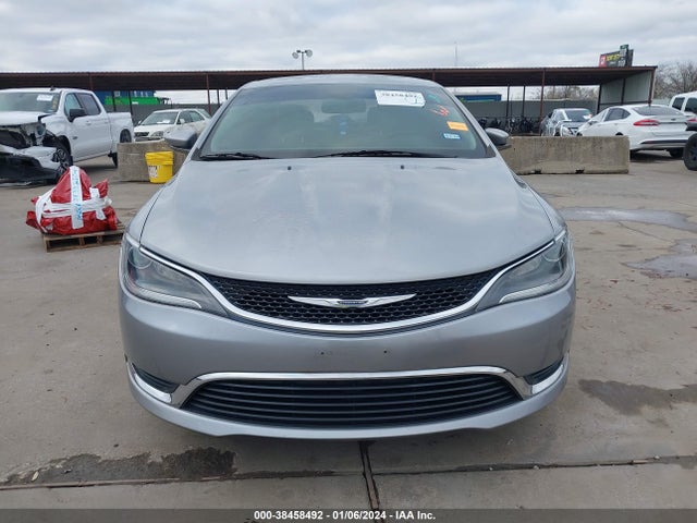 Chrysler 200 Limited Platinum 2017 1C3CCCAB0HN502614 Image 12