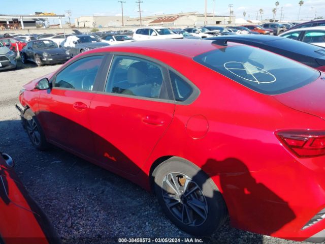 3KPF24AD7PE544929 KIA Forte Lxs
