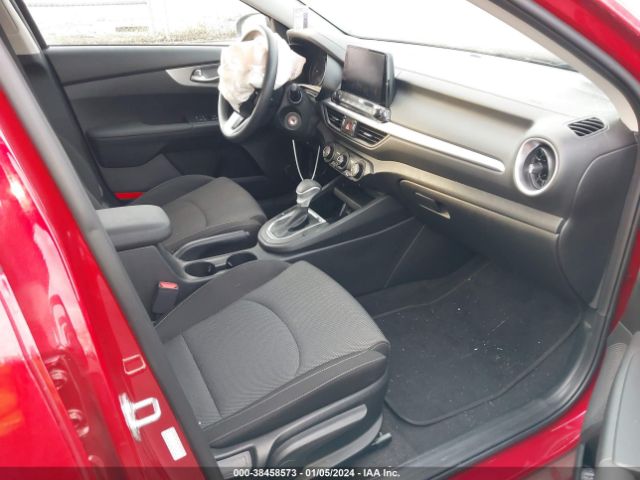3KPF24AD7PE544929 KIA Forte Lxs