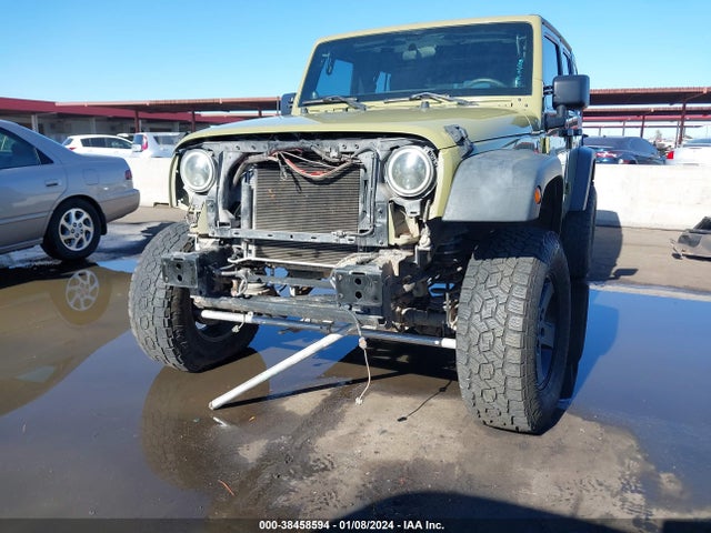 2013 JEEP WRANGLER UNLIMITED SPORT VIN: 1C4BJWDG1DL688952